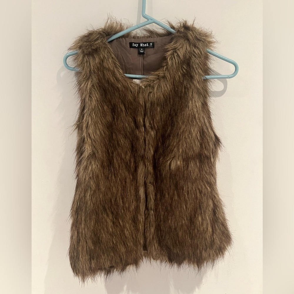 SAY WHAT FAUX FUR VEST SIZE SMALL